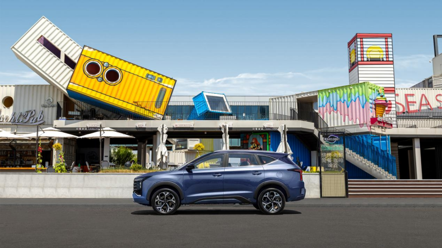 9.98-14.98万元  大七座电混SUV  K8凯发·国际官方网站X8 E家正式上市2326.png